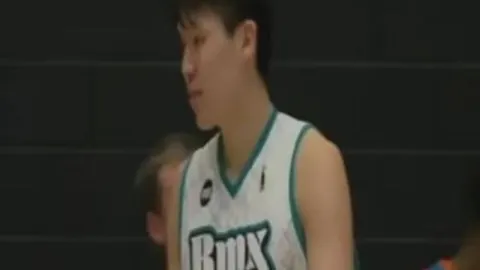 篮球战场风云再起：土篮甲上演巅峰对决，五场辉煌胜利后的实力巅峰对决！